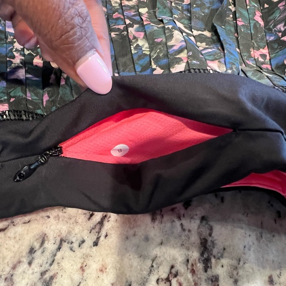 Lululemon Athletica Black Mini Skater Skirt - Picture 5 of 8